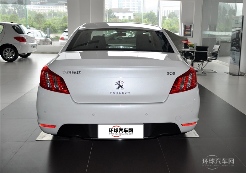 2013款 2.0L 兩周年紀念 自動天窗經典版