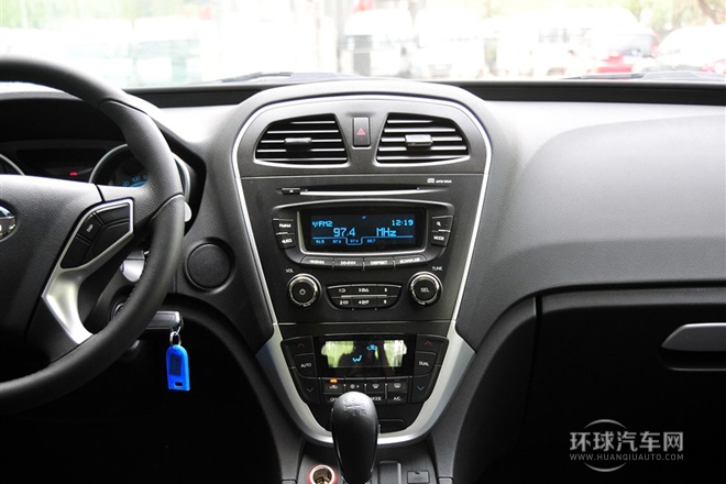 2012款 2.0L 手動兩驅精英版