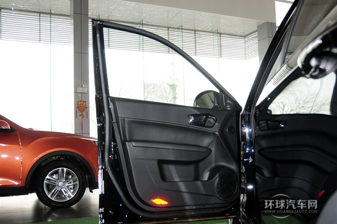 2012款 2.0L 手動兩驅周年限量版