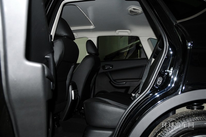 2012款 2.0L 手動(dòng)兩驅(qū)周年限量版