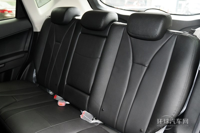 2012款 2.0L 自動(dòng)兩驅(qū)豪華版