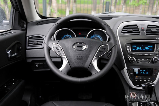 2012款 2.0L 自動兩驅豪華版