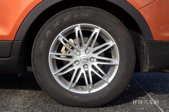 2012款 2.0L 自動(dòng)兩驅(qū)尊貴版