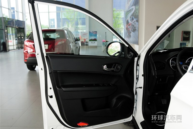 2013款 1.8T 手動(dòng)兩驅(qū)精英版