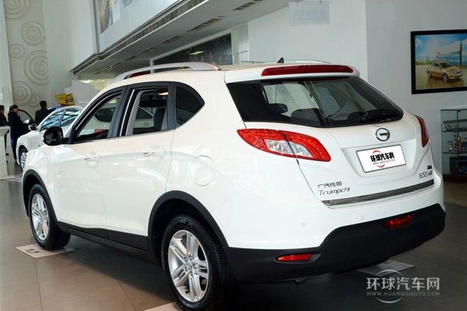 2013款 1.8T 自動(dòng)四驅(qū)五周年紀(jì)念版