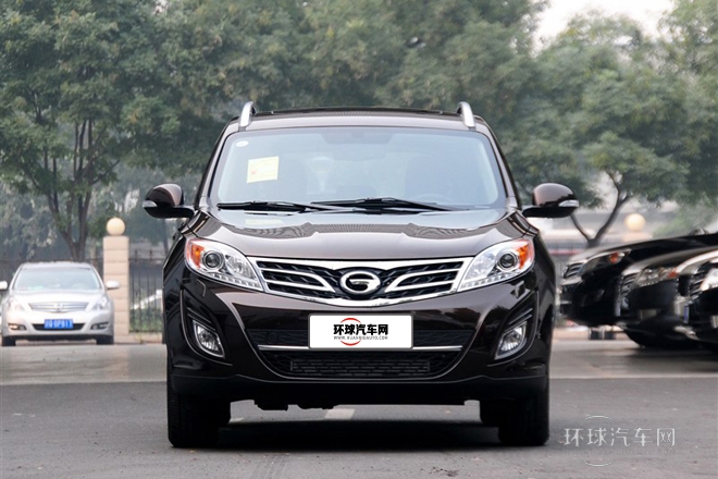 2013款 1.8T 自動四驅尊貴版