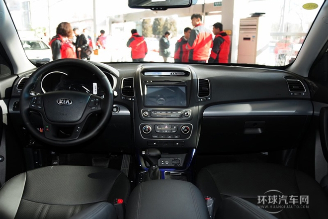 2013款 2.2T 7座柴油豪華版