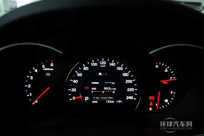 2013款 2.2T 5座柴油豪華版