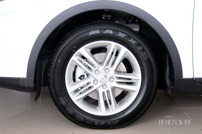 2013款 2.0L 自動(dòng)兩驅(qū)淺內(nèi)特別版