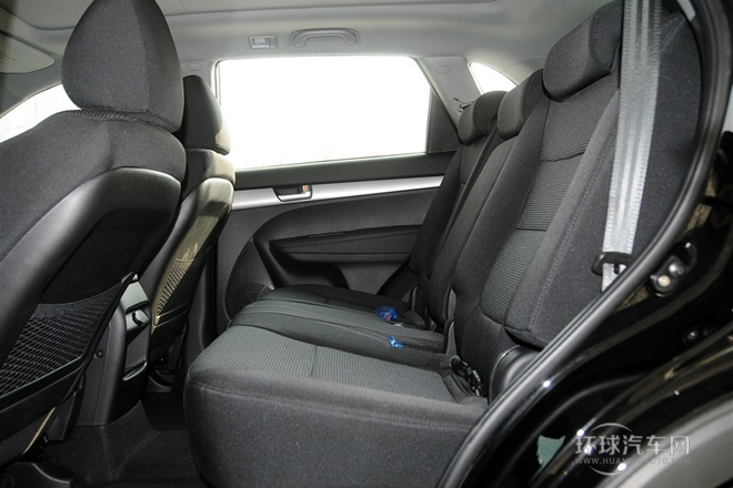 2013款 2.2T 7座柴油舒適版