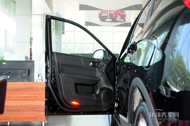 2014款 1.8T 自動兩驅超享版