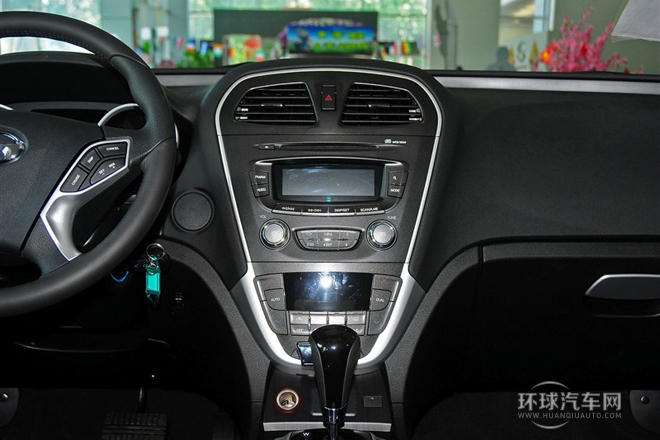 2014款 1.8T 自動兩驅超享版