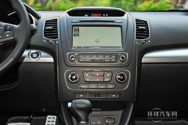 2013款 2.4GDI 7座汽油至尊UVO版 國V