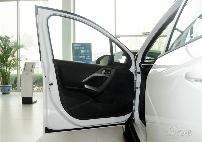 2014款 1.6L 自動時尚版