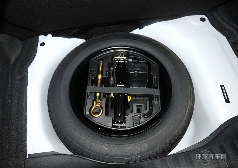 2014款 1.6L 自動(dòng)時(shí)尚版