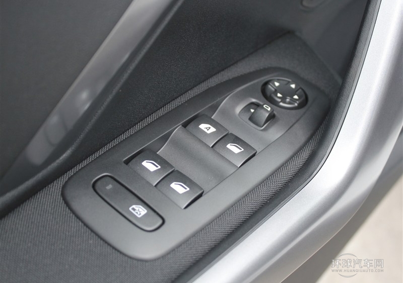 2014款 1.6L 手動時尚版