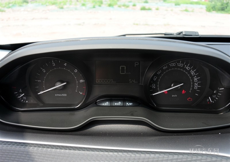 2014款 1.6L 自動潮流版