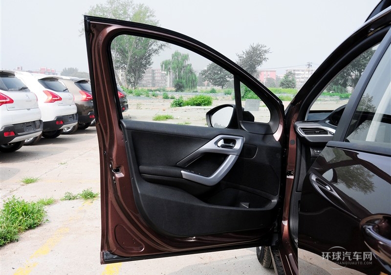 2014款 1.6L 自動(dòng)潮流版