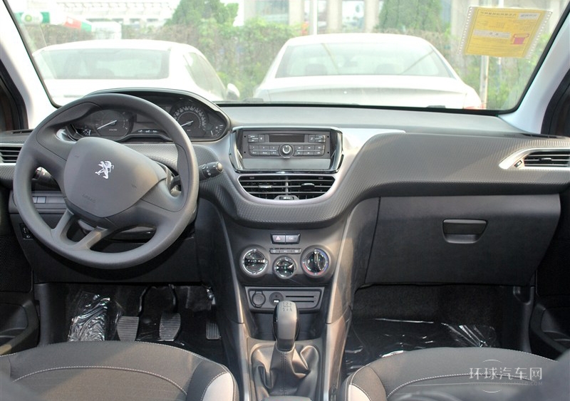 2014款 1.6L 手動(dòng)潮流版