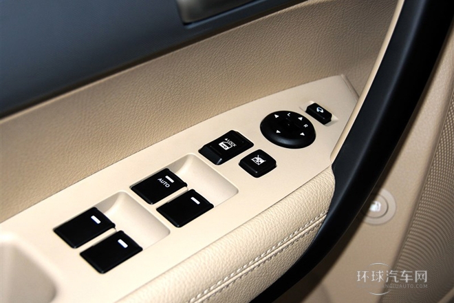 2013款 2.4GDI 5座汽油豪華版 國IV