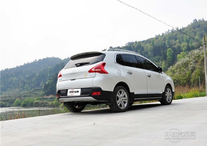 2013款 2.0L 自動潮流版