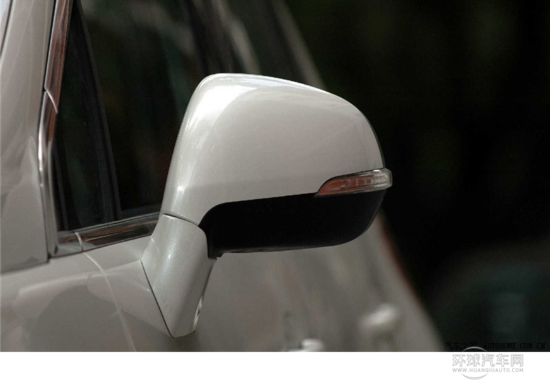 2013款 2.0L 自動潮流版