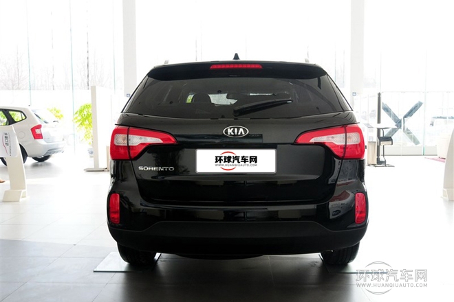 2013款 2.4 7座汽油豪華版