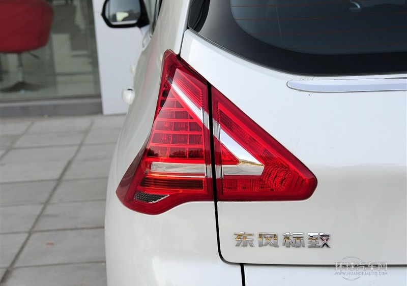 2013款 2.0L 手動潮流版