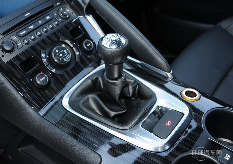 2013款 2.0L 手動潮流版