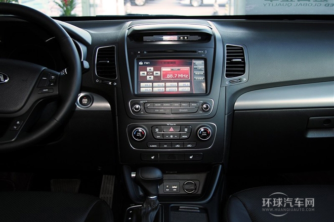 2013款 2.4 5座汽油豪華版