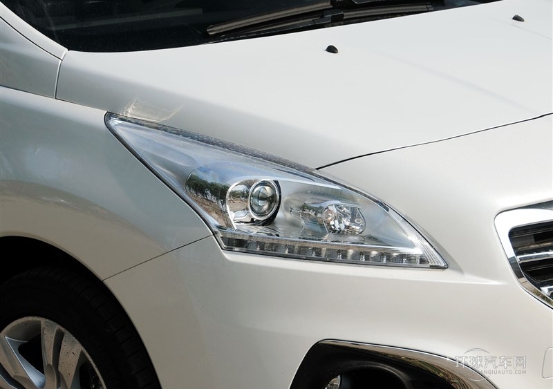 2013款 2.0L 自動經典版