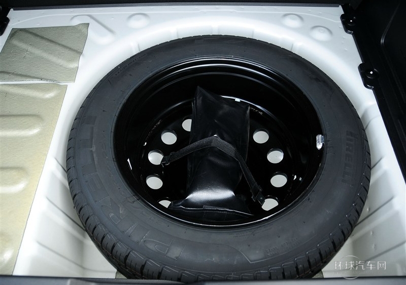 2013款 2.0L 自動經典版