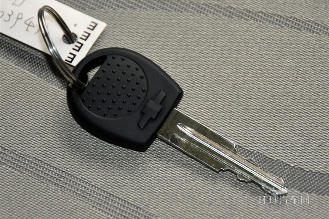 2013款 兩廂 1.2L EMT理想版