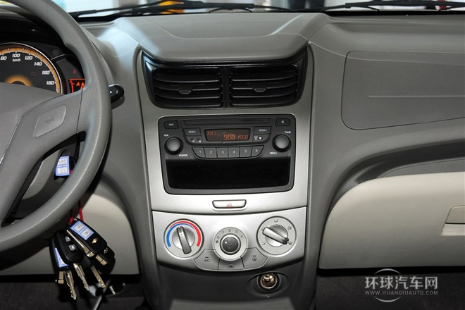 2013款 兩廂 1.2L EMT理想版