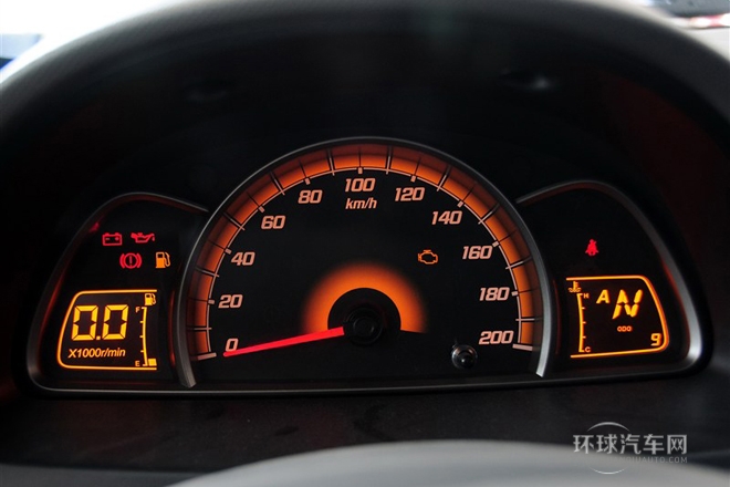 2013款 兩廂 1.2L EMT理想版