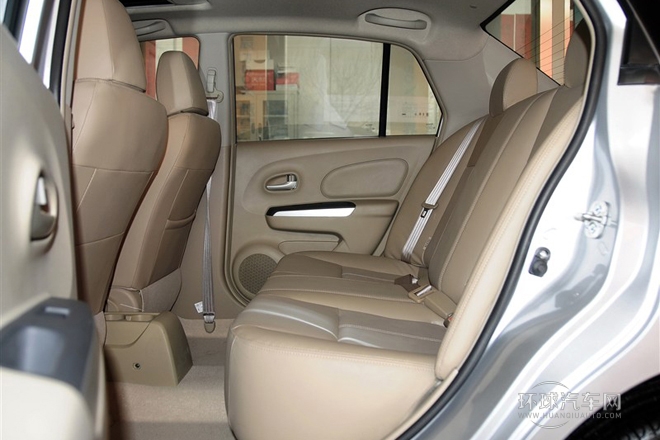 2013款 1.6L 自動北斗導航版