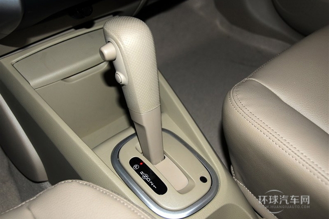 2013款 1.6L 自動(dòng)北斗導(dǎo)航版