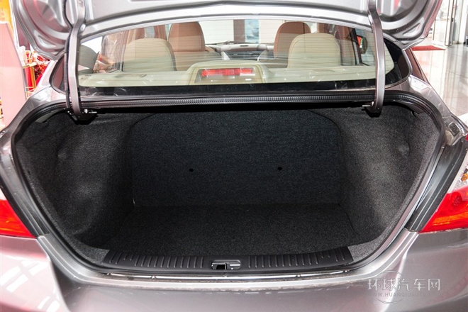 2013款 1.6L 手動北斗導航版