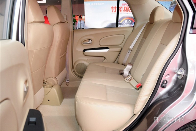 2013款 1.6L 手動北斗導航版