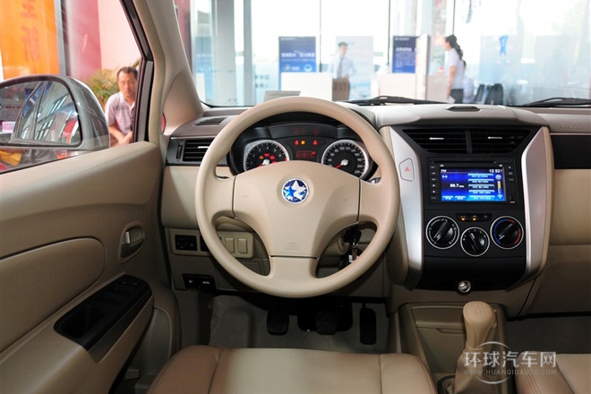 2013款 1.6L 手動(dòng)北斗導(dǎo)航版