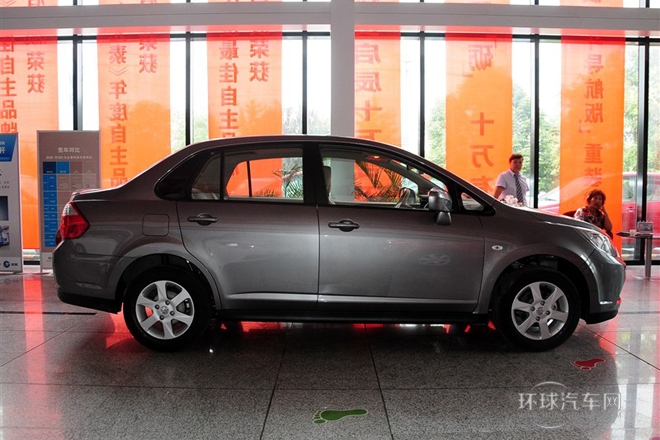 2013款 1.6L 手動北斗導航版