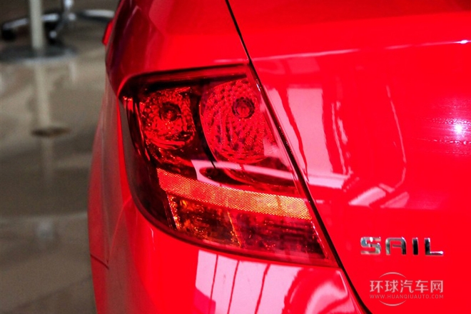 2013款 三廂 1.4L EMT優逸版