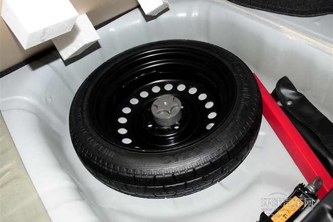 2013款 1.6L 自動豪華版