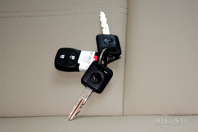 2013款 1.6L 手動(dòng)豪華版