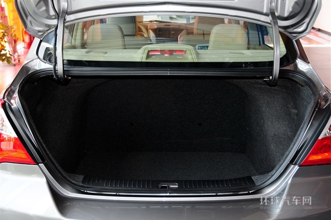 2013款 1.6L 手動(dòng)豪華版