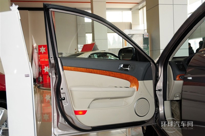 2013款 1.8 SE舒適版 AT