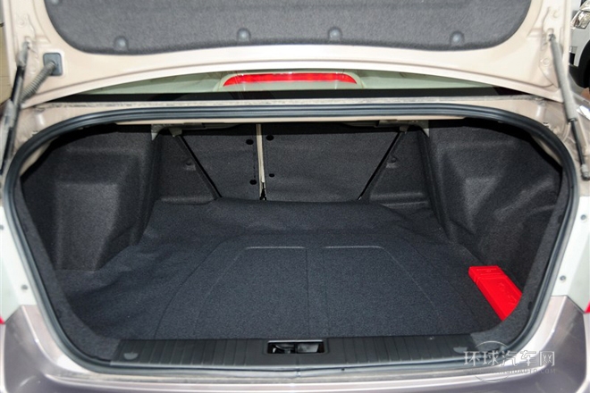 2013款 1.8 SE舒適版 AT