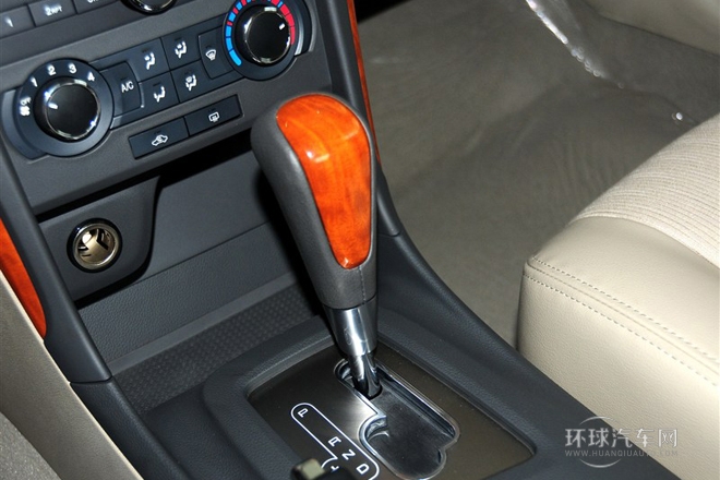 2013款 1.8 SE舒適版 AT