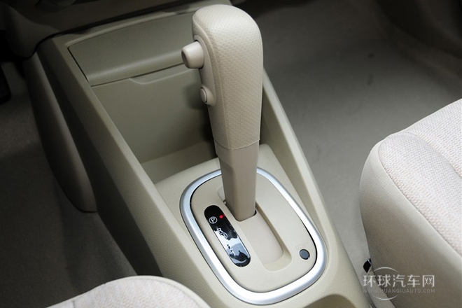 2013款 1.6L 自動時尚版