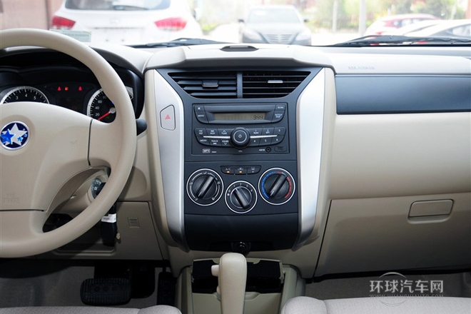 2013款 1.6L 自動時尚版